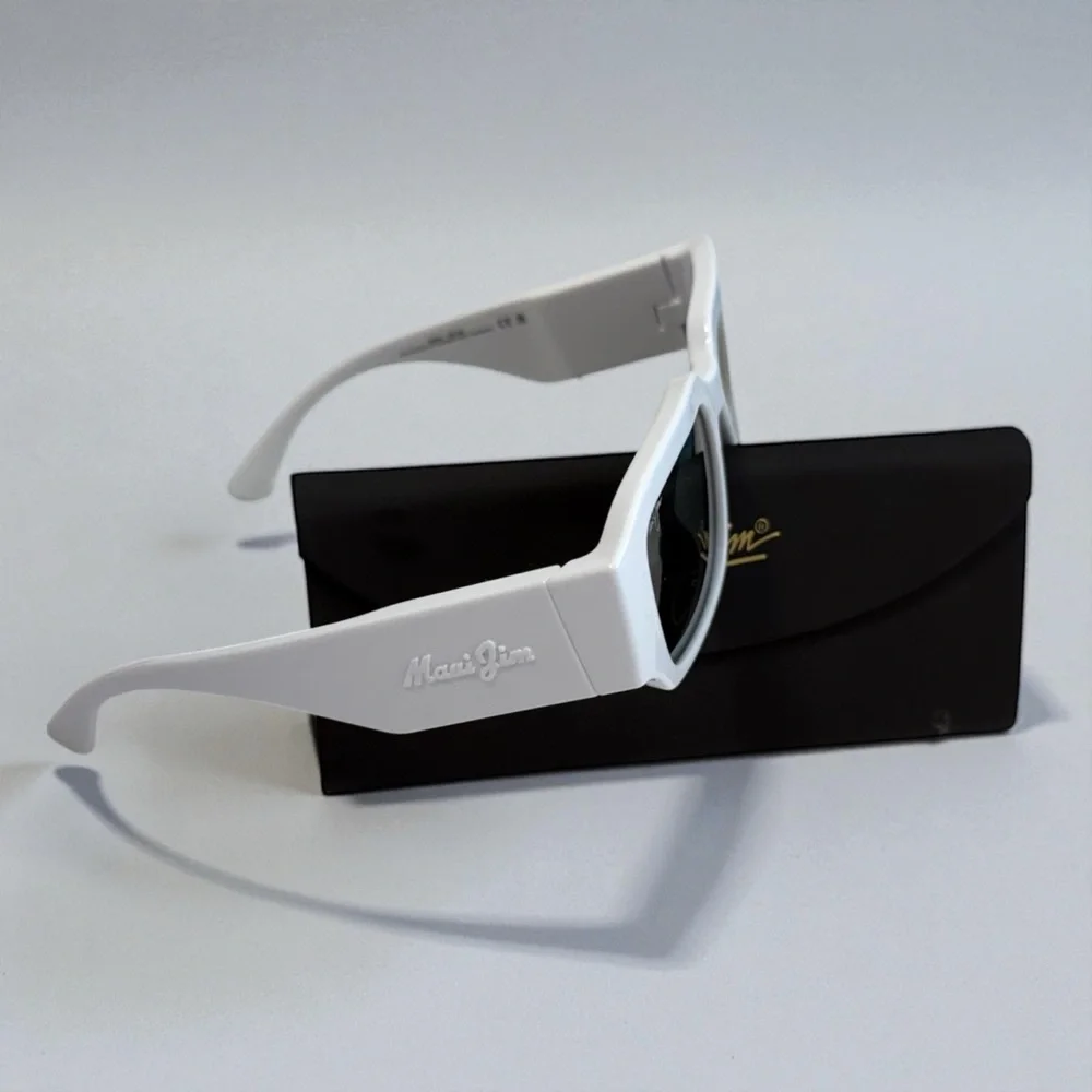 Maui Jim Kūpale Polarized Fashion White and Black Sunglasses Neutral Grey Lenses